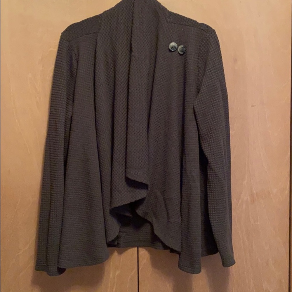 🔻PRICE DROP Maurice’s Drape Front Cardigan